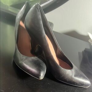 Elegant Black High Heel Pumps